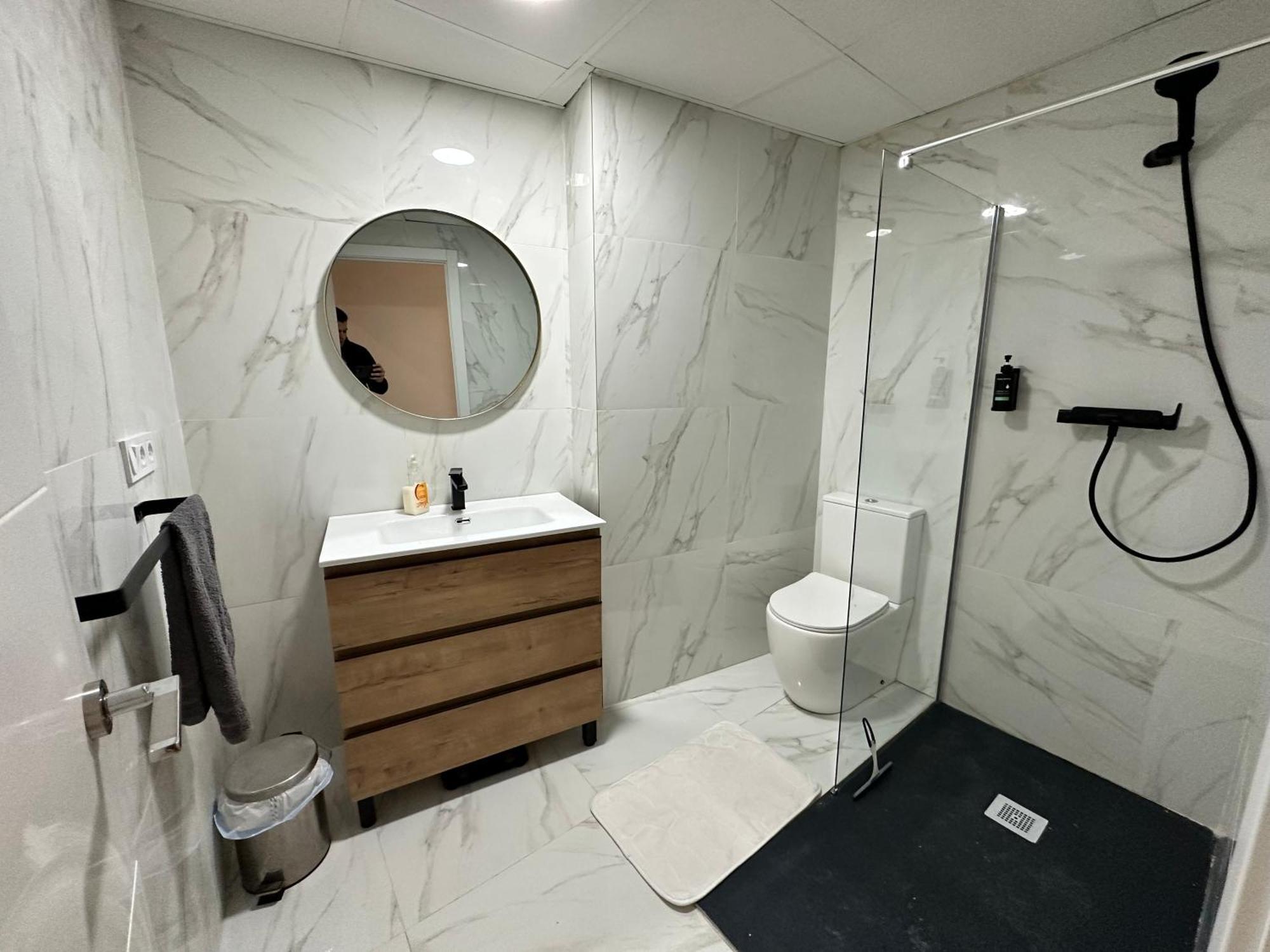 Appartamento Downtown Valenza Esterno foto
